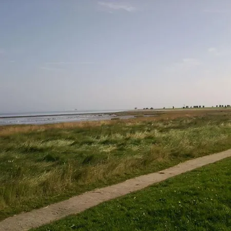 5 Minutes To The North Sea * Dornumersiel